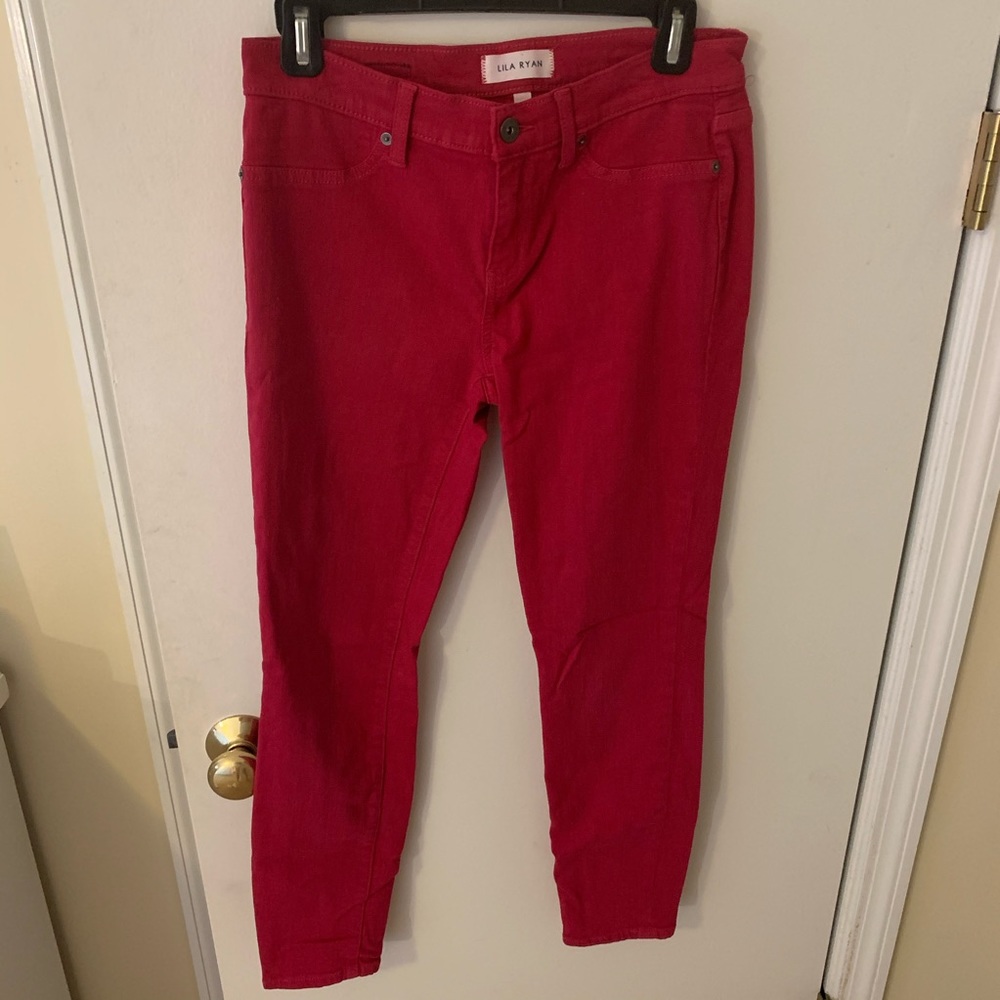 DARK PINK JEANS!